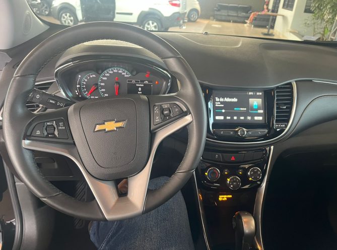 WhatsApp Image 2025-10-15 at 13.48.58 (4)