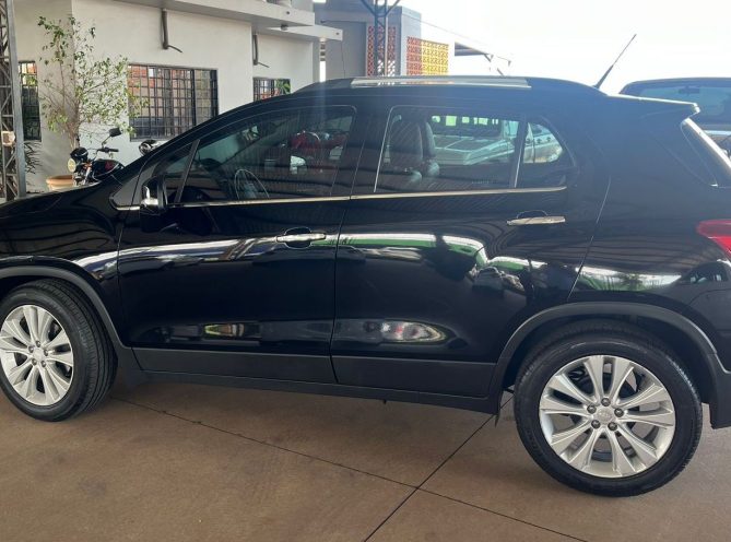 WhatsApp Image 2025-10-15 at 13.48.59 (1)