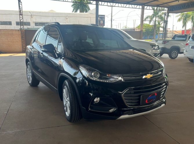 WhatsApp Image 2025-10-15 at 13.49.00 (1)