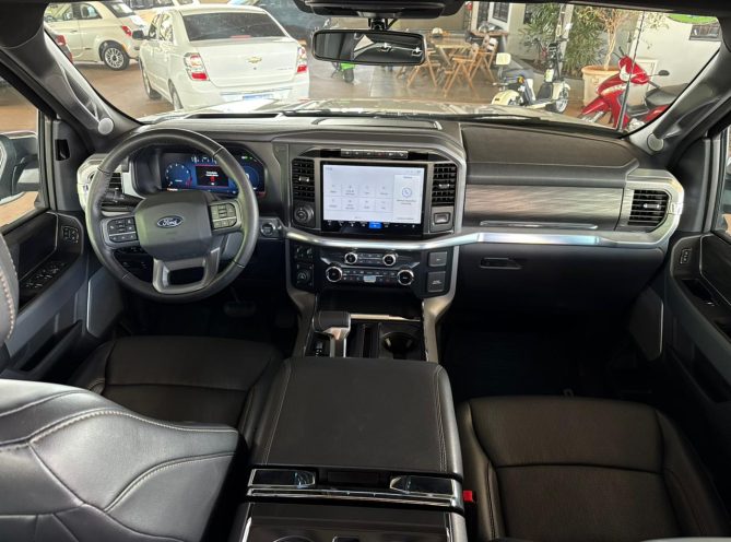 WhatsApp Image 2026-01-22 at 15.50.25